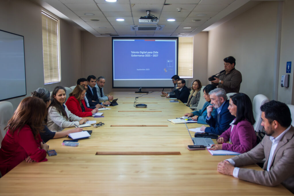 Talento Digital para Chile fortalece su gobernanza y proyecta elevar la empleabilidad con foco en la industria digital y servicios globales